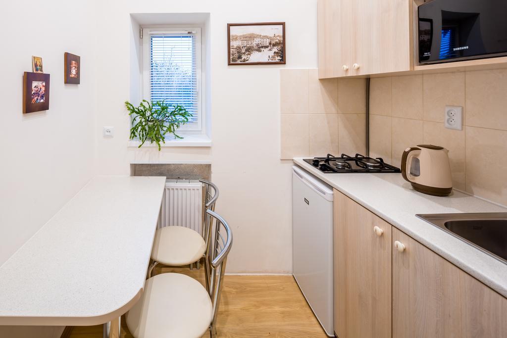 Apartment On Khmelnytskogo Street Lemberg Exterior foto